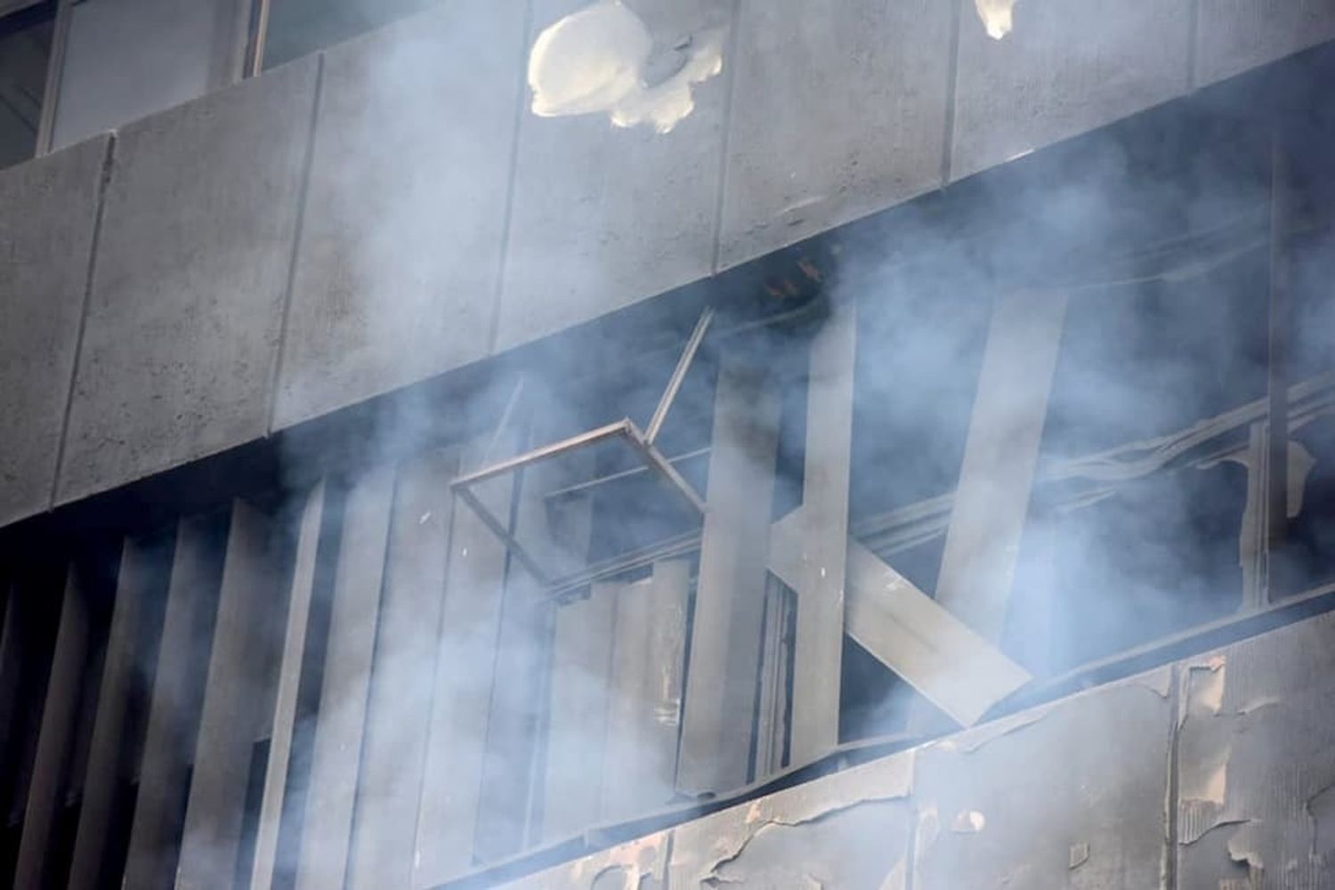 Incendio en Apross.