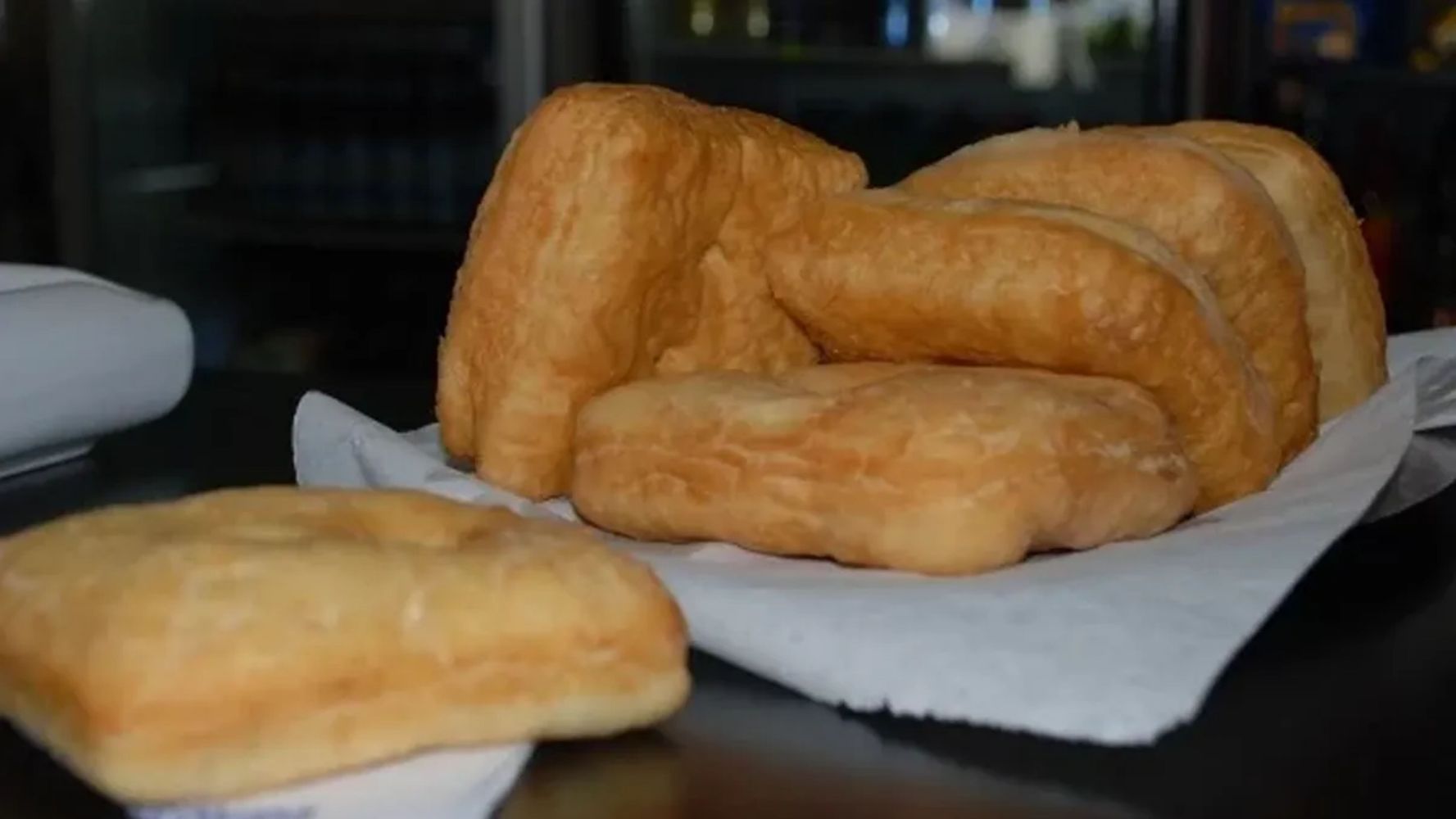 Así son las tortas fritas patagónicas.
