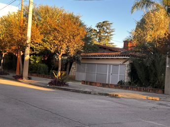 Clausuraron un geriátrico sin habilitación en Villa Domínguez