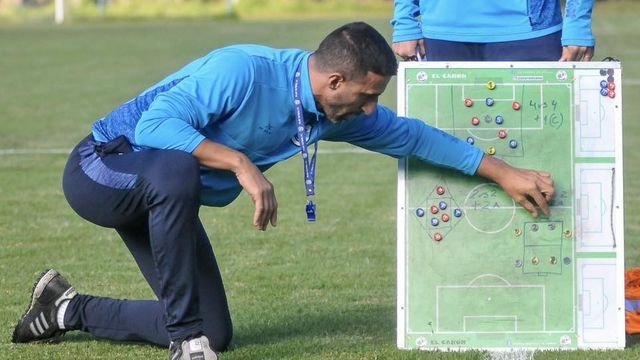 El DT Hernán Pellerano ponderó que su equipo “siempre saca fuerzas ante las adversidades” y “mantiene su identidad en todo momento, y eso es lo más importante”.