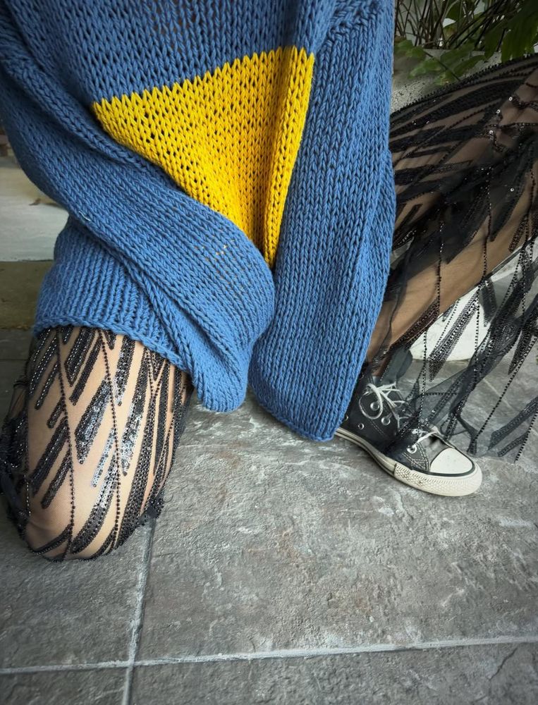 Azul y amarillo: Griselda Siciliani se sumó al sweater viral de Boca y arrasó en Instagram