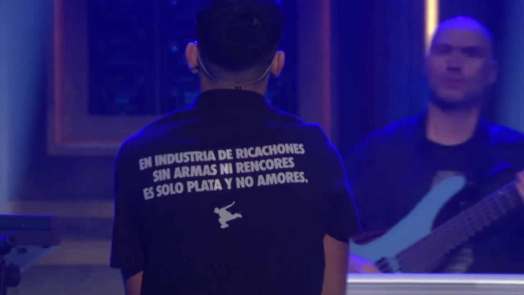 La frase que lució Trueno en su remera.