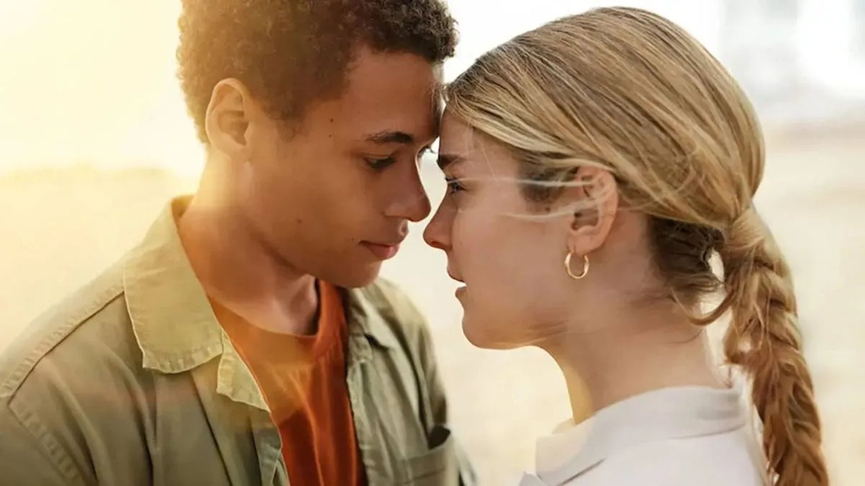 Romance, lujo, secretos y tensión psicológica marcan el exitoso drama juvenil que arrasa en Netflix.