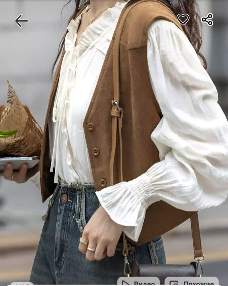 La clave está en los detalles; encajes, gamuza y denim para un outfit con mucha personalidad.