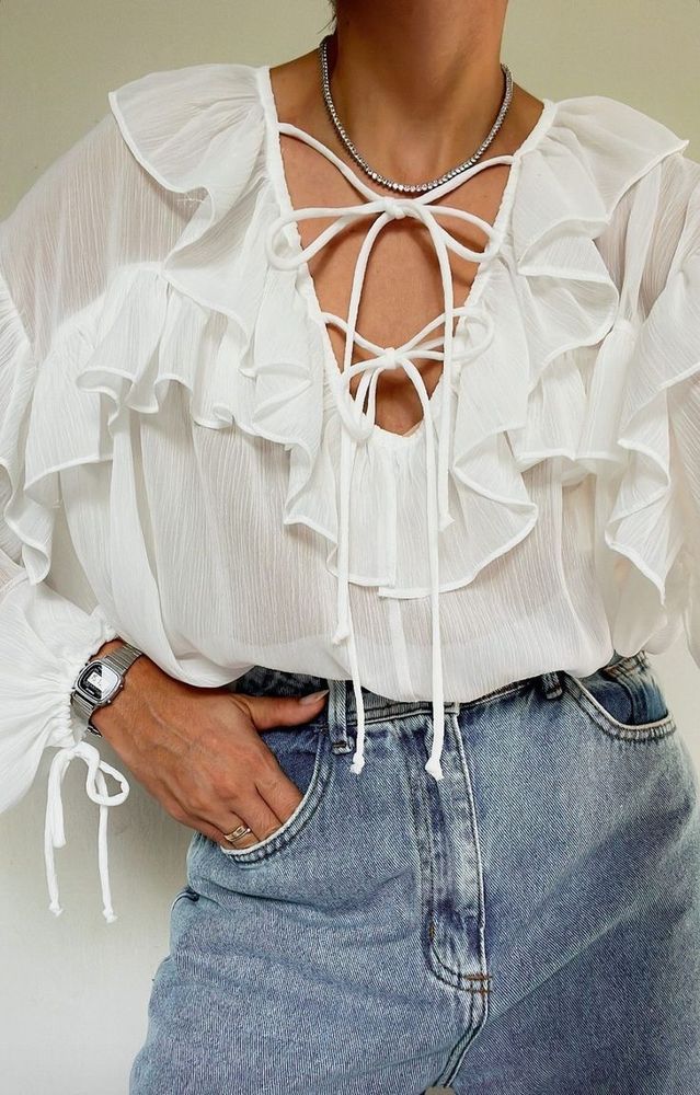 Looks con un detalle protagonista que armonizan perfectamente con el clima y los paisajes otoñales.