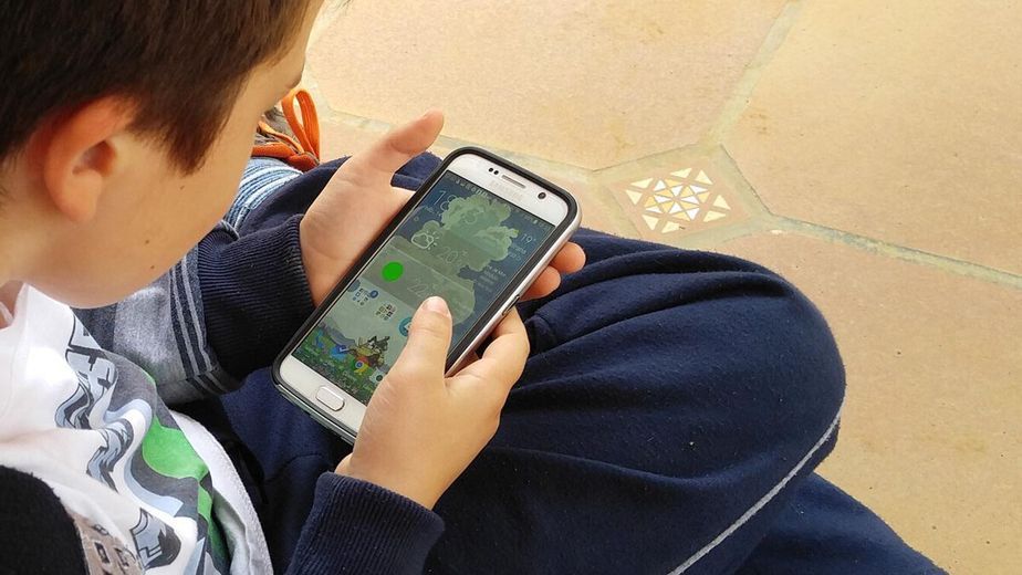 Prevención en Consumos Problemáticos: recomendaciones para promover el uso responsable de las pantallas en niños y adolescentes