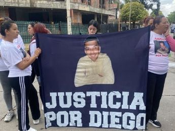 Volvieron a reclamar justicia por Diego Pérez frente a los Tribunales de Carlos Paz