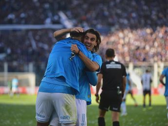Belgrano cortó la racha contra Talleres y clasificó a cuartos en un final tremendo