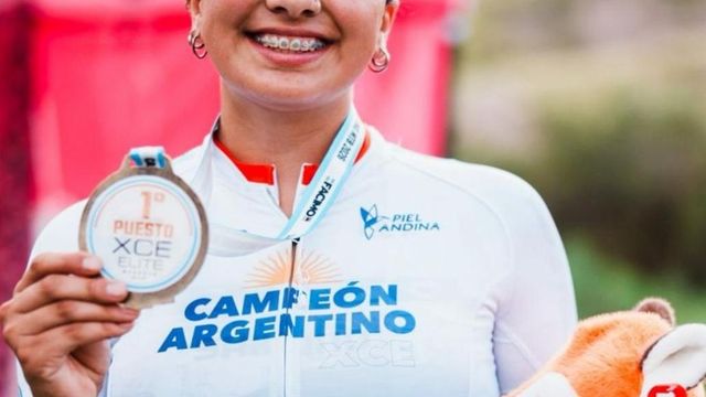 Nicole Arce(Ciclista)