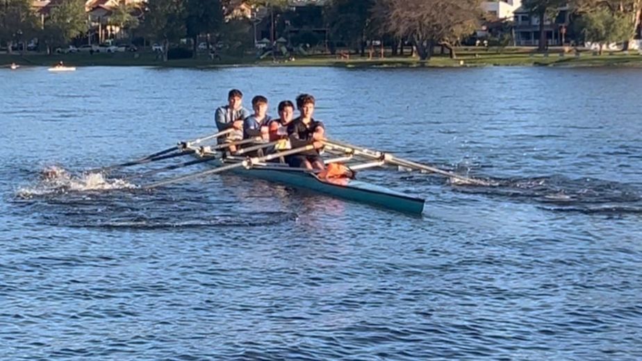 El Lago San Roque recibirá una nueva edición de Regata de Remo “Vuelta al Lago”