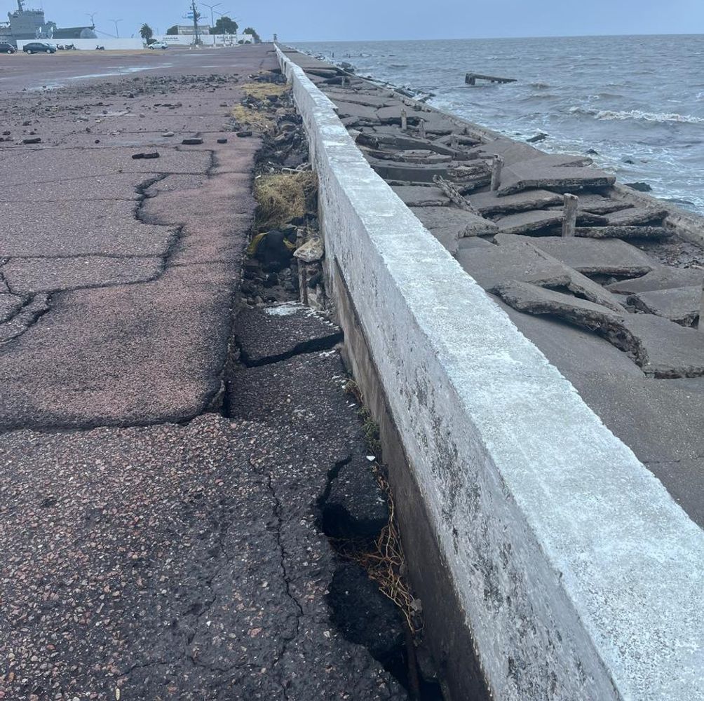 Consecuencias del temporal en Puerto Belgrano y el accionar de la Armada Argentina.