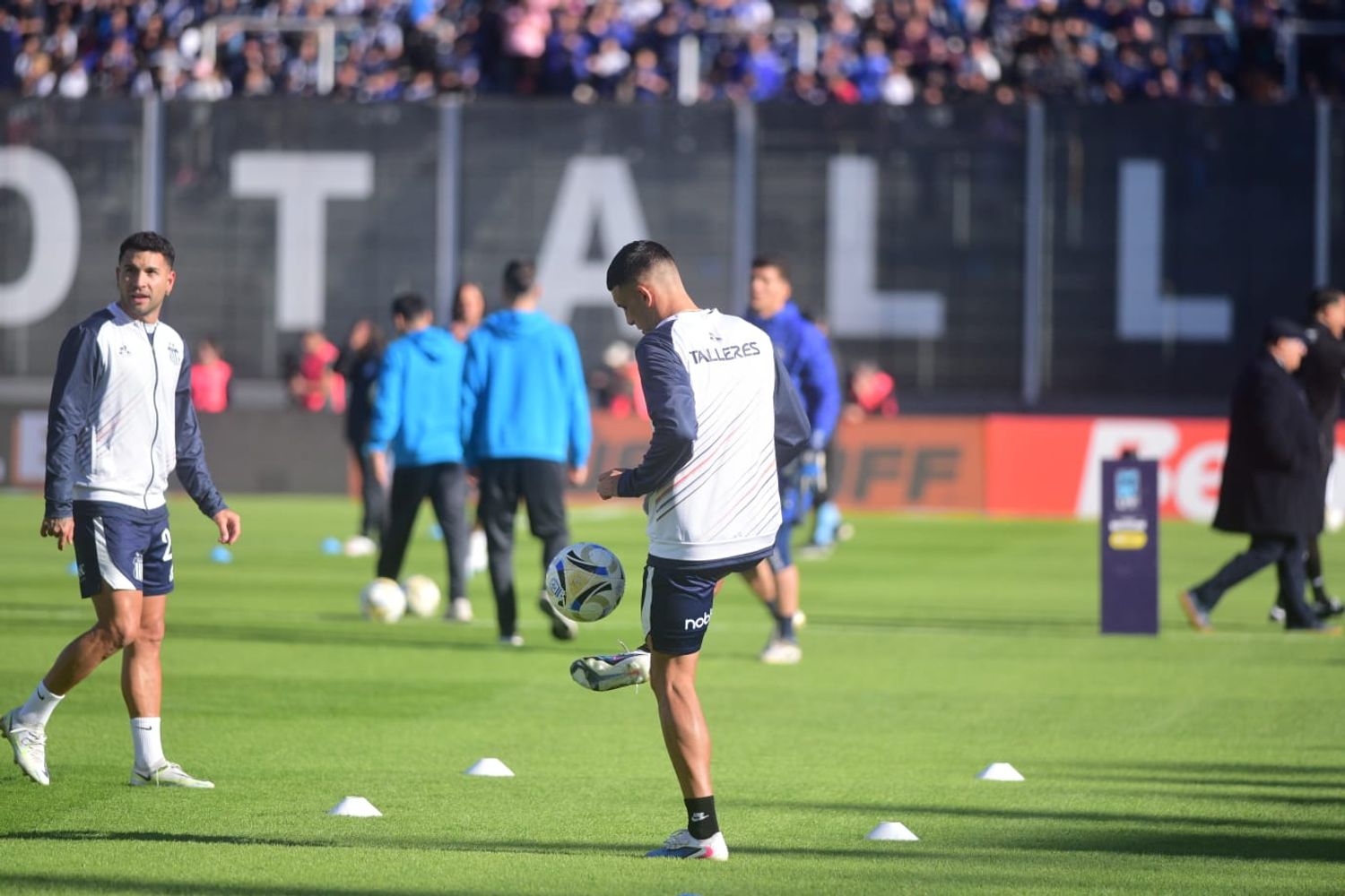 Talleres calentando los motores.