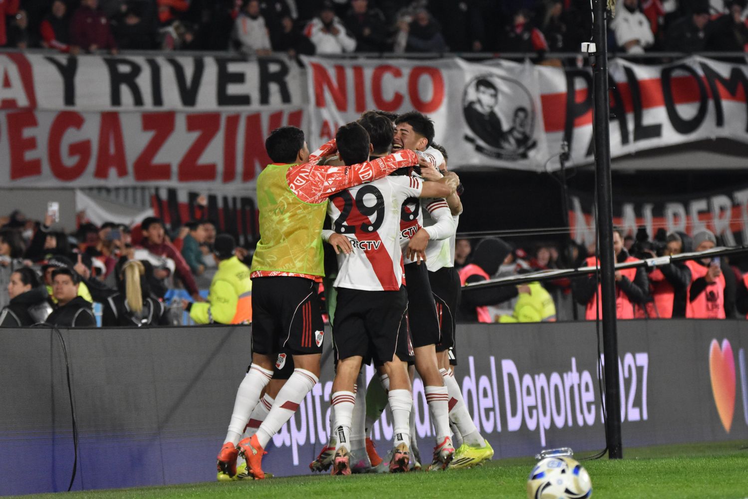 River se topará en cuartos de final con Gimnasia de La Plata.