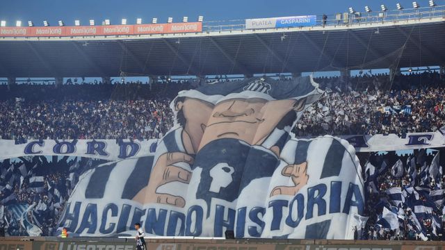 Talleres y un marco espectacular. Le faltó el cuadro...