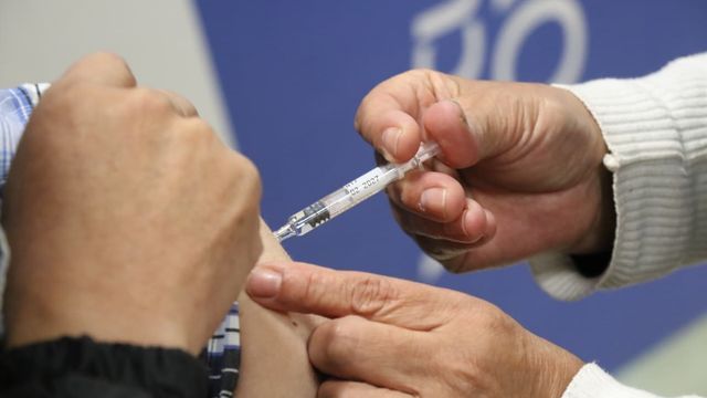 El Vacunatorio de la Familia abrirá de 9 a 14 horas para la campaña antigripal y otras dosis.