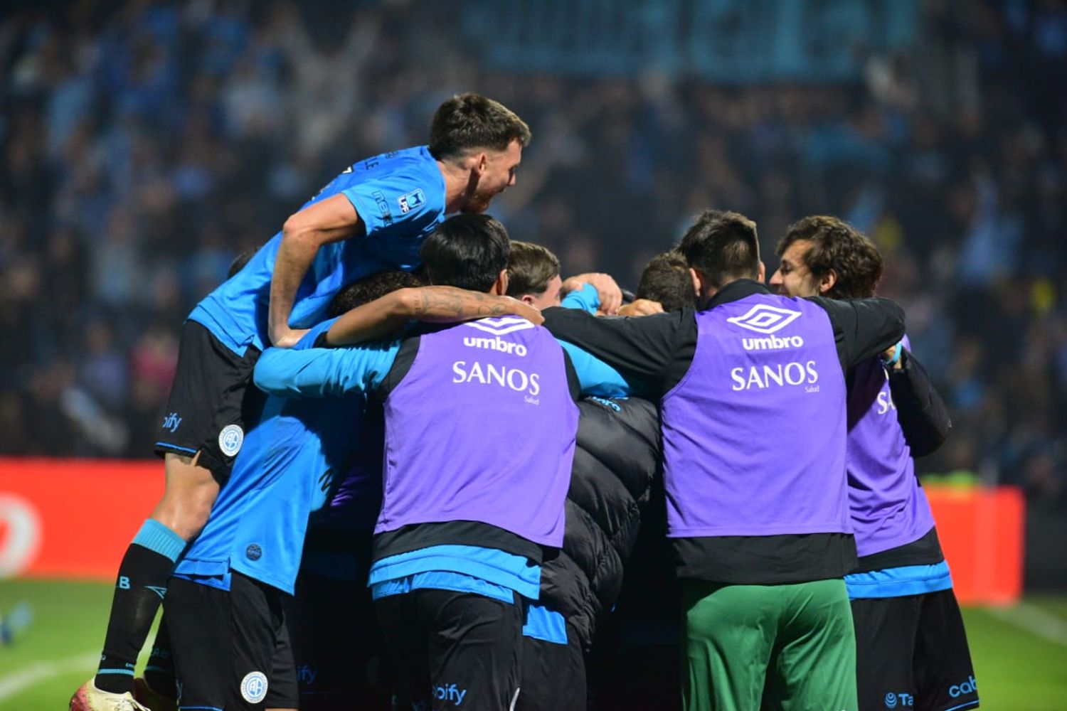 Belgrano clasificó a semifinales en el Gigante de Alberdi ganándole a Unión