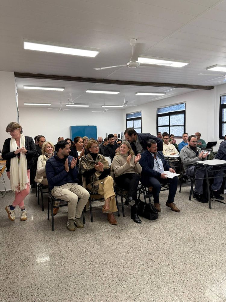 Formación internacional en Concepción del Uruguay: inició un ciclo para docentes de escuelas técnicas.