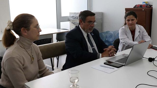 Las autoridades sanitarias insistieron en la vacunación, la consulta oportuna y las medidas de prevención para reducir contagios.