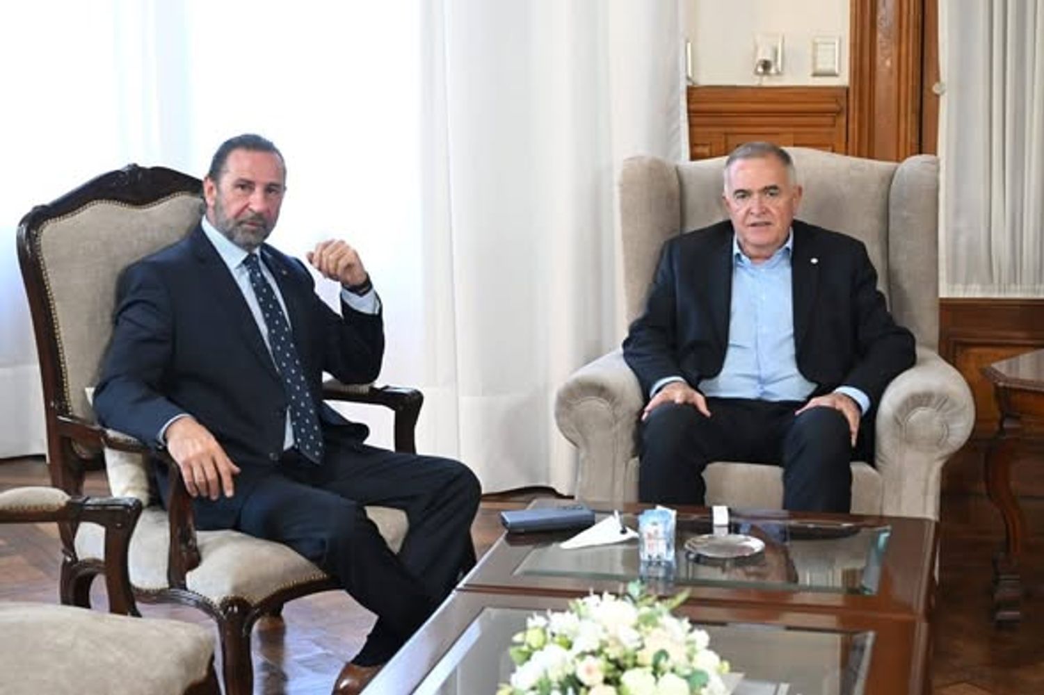 Durante el encuentro se evaluó la situación del transporte público y el planteo de AETAT, que pidió una actualización tarifaria cercana al 100%.