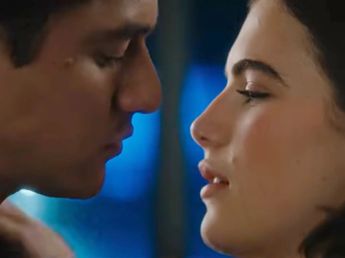 Prime Video estrenó la serie romántica basada en el fenómeno literario que arrasa en todo el mundo