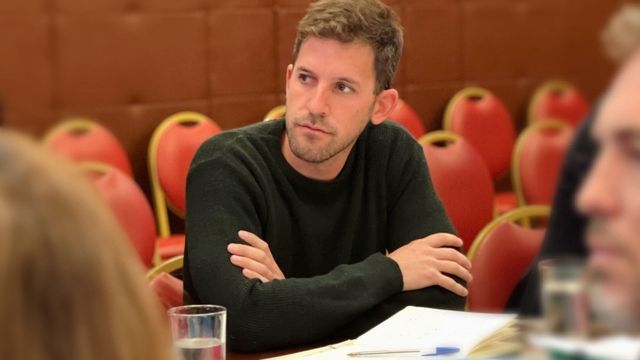 El diputado Martín Fellner organizó una mesa de diálogo e intercambio sobre su proyecto de Ley Provincial de Juventudes.