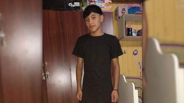 Buscan a un adolescente desaparecido en La Plata: los llamados extorsivos y el inquietante dato que podría revelar su paradero.