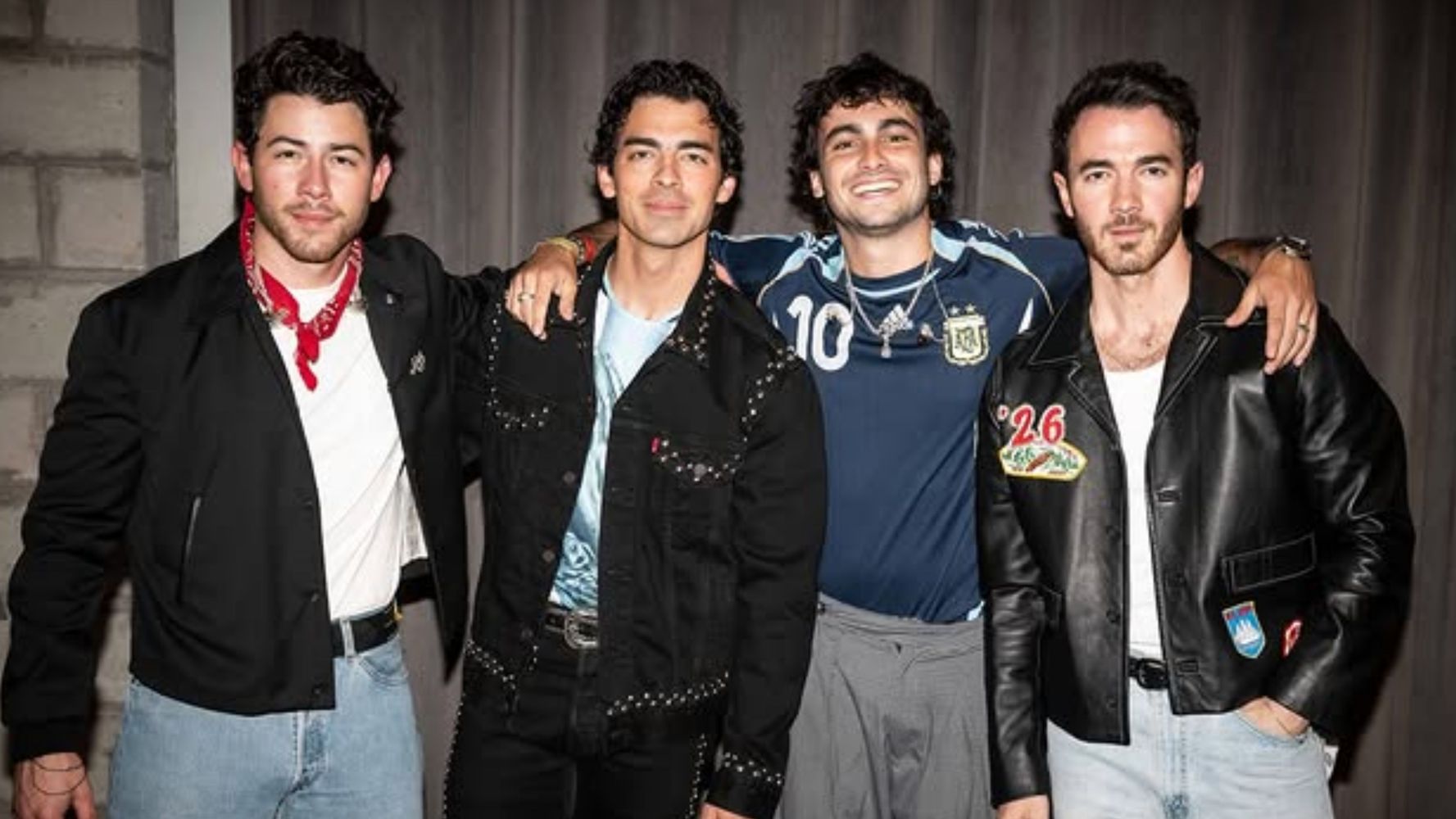 Franco fue telonero de los Jonas Brothers en uno de los shows en Argentina.