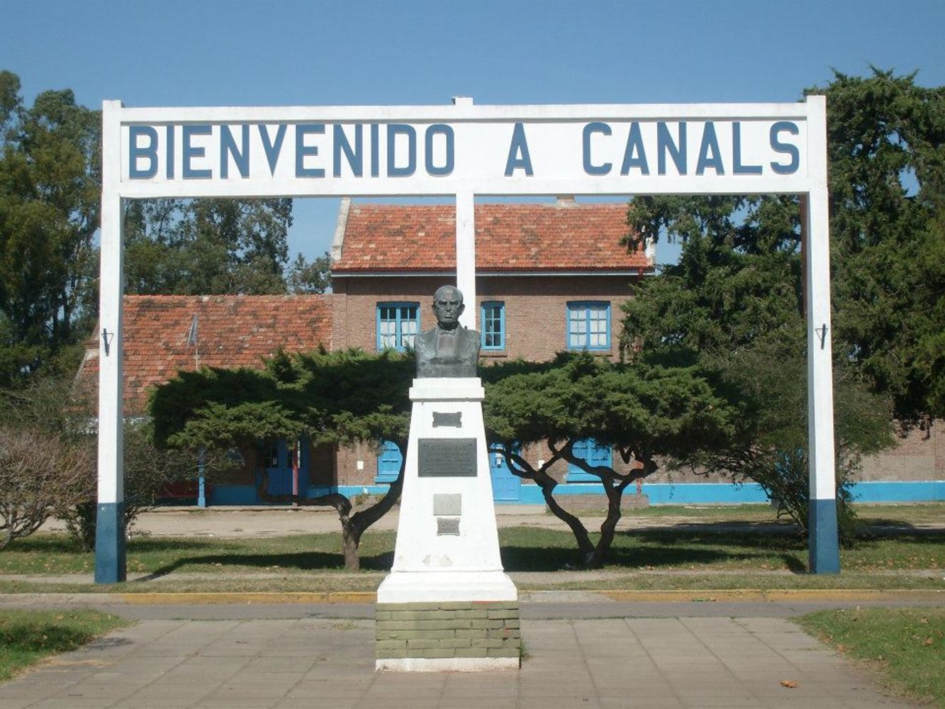 El choque ocurrió en Canals.