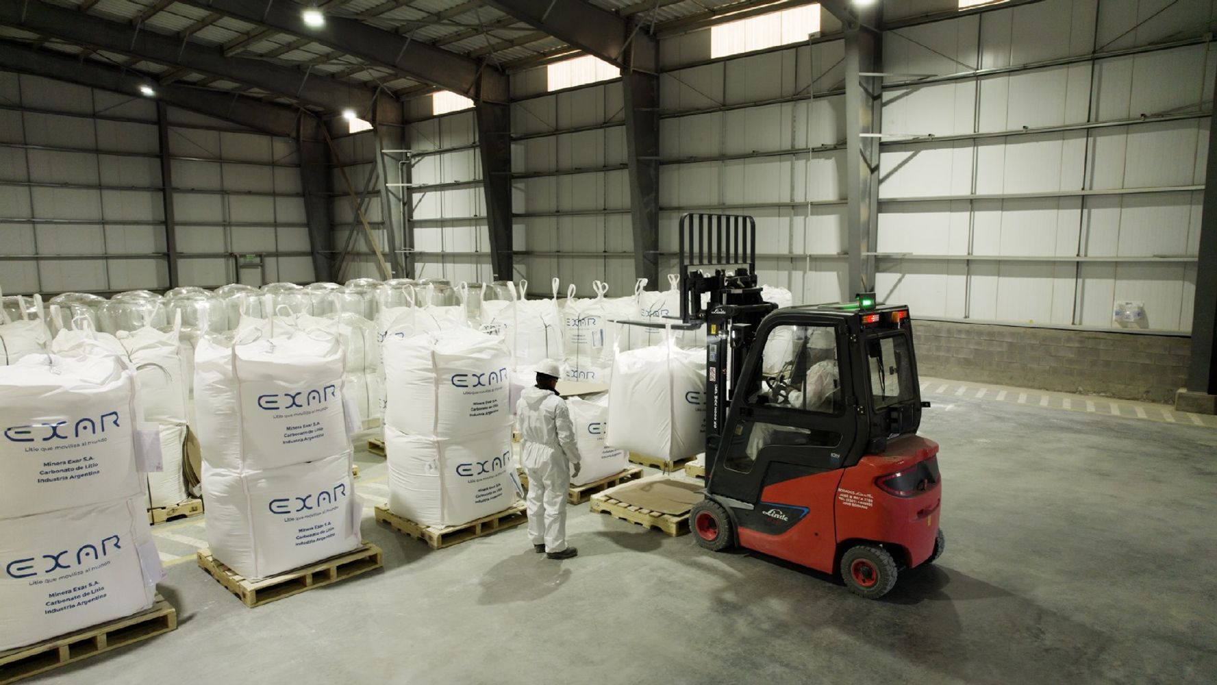 La producción de carbonato de litio en Jujuy es uno de los rubros productivos que promocionará el gobernador Sadir en Francia.