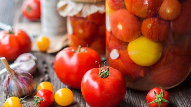Cómo hacer conserva de tomate casera.