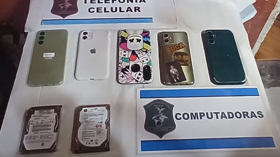 Un docente fue detenido por pedofilia en Monte Grande: le sacaba fotos a sus alumnas y a su hija