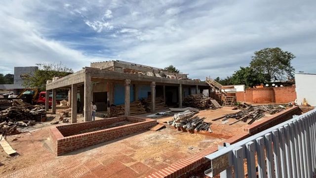Avanza la construcción del campus estudiantil en Wanda y ya alcanza un 35% de ejecución.