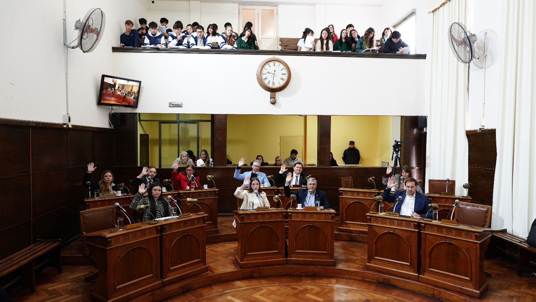 El Concejo Deliberante de Concordia aprobó por unanimidad un programa municipal para prevenir ciberdelitos.