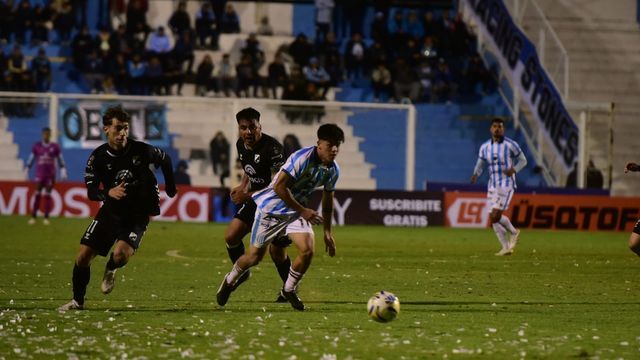 Racing, obligado a sumar en Nueva Italia.