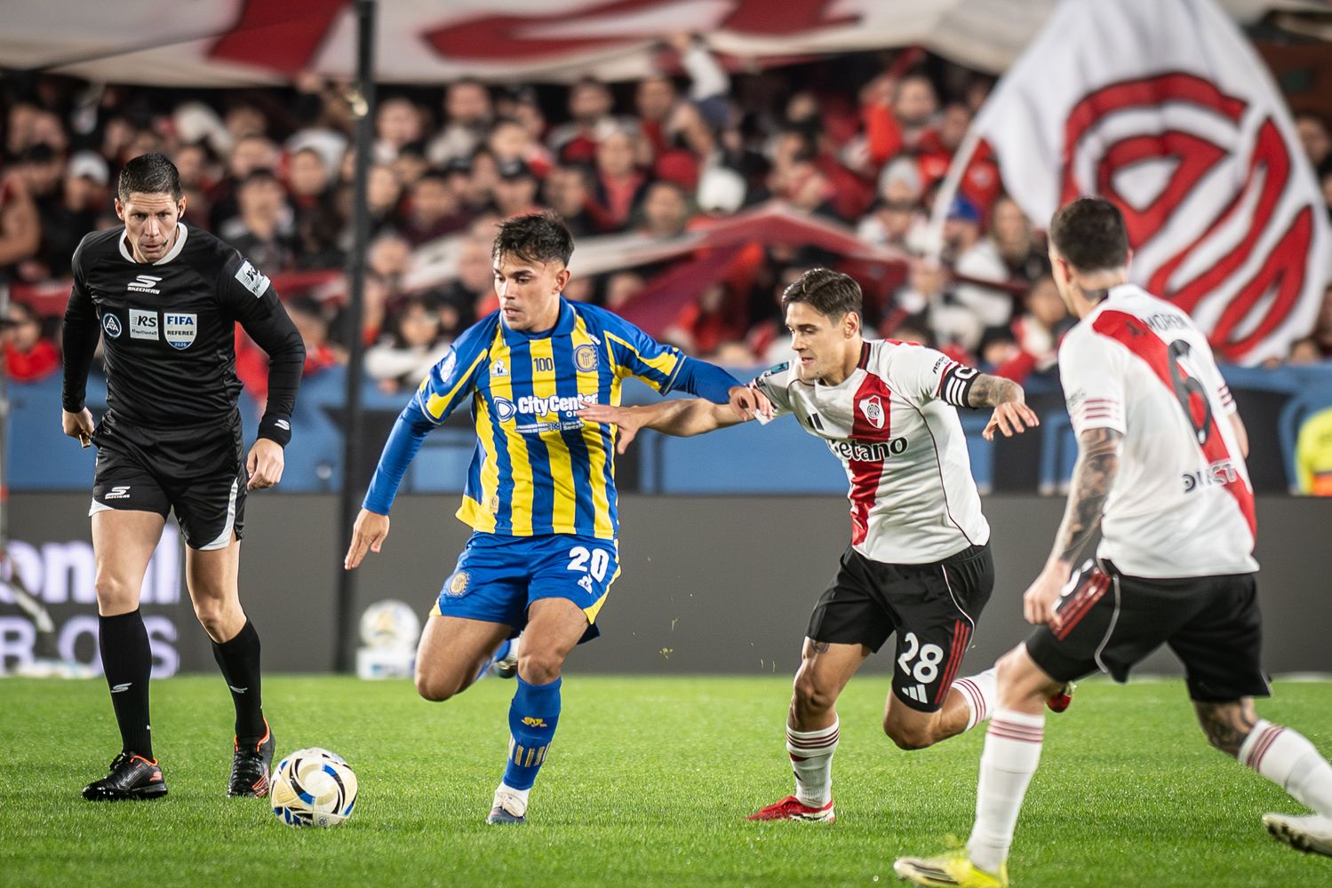 River recibió a Rosario Central en el Monumental
