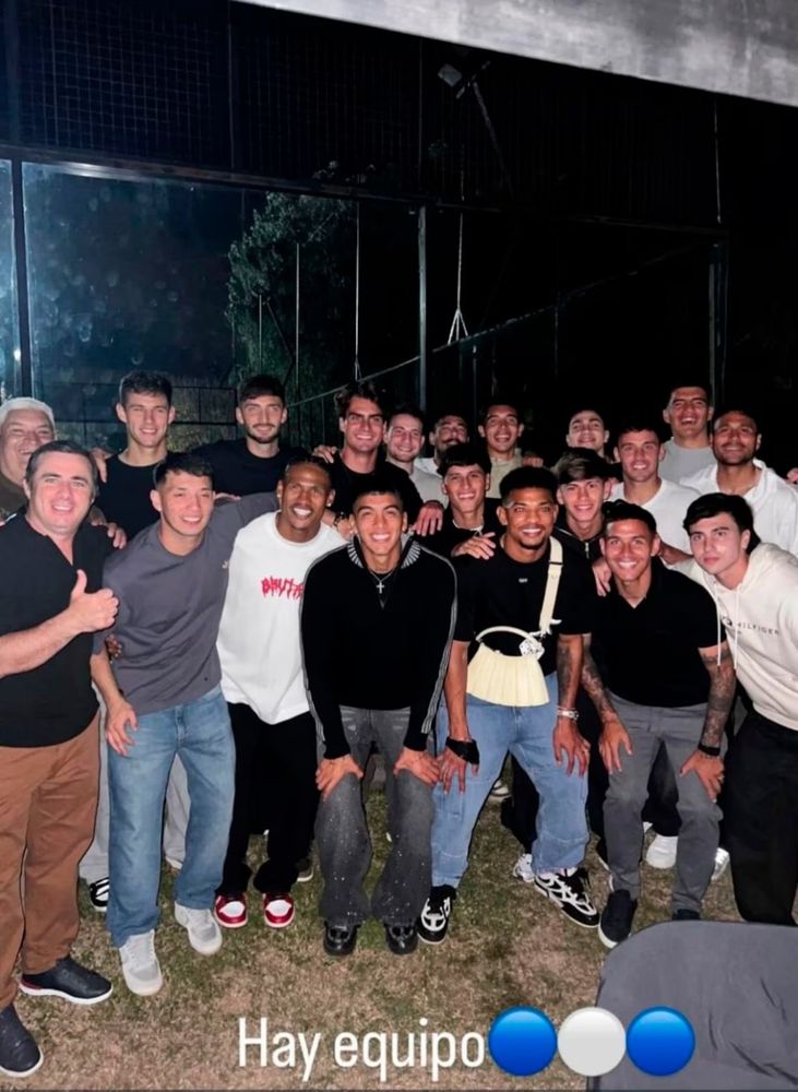 La imagen del festejo de Talleres difundida por El Doce.