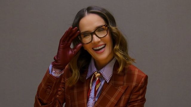 Natalia Oreiro apostó por el traje sastrero más colorido y le sumó el accesorio del momento