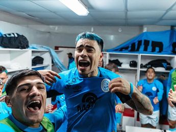 Belgrano y su sueño Gigante: el "vamos por todo" de Zelarayán y festejos hasta el delirio del plantel