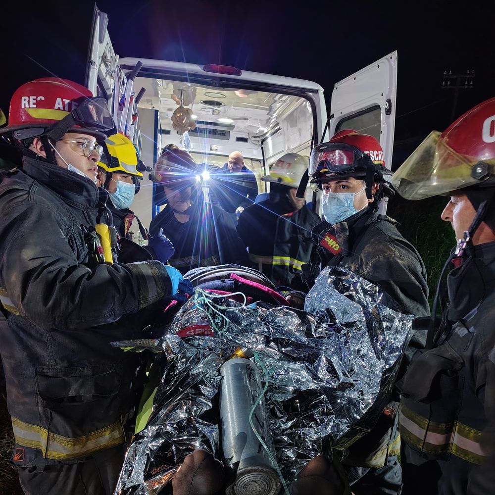 Varias personas heridas en un accidente entre 2 automóviles en Ruta Nacional 19