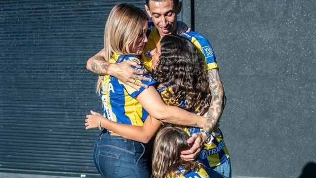 Ángel Di María, Jorgelina Cardoso y sus hijas