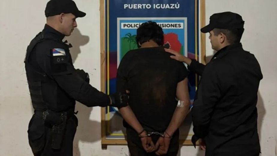 Puerto Iguazú: detuvieron a un hombre acusado de amenazar a su madre y atacar a policías