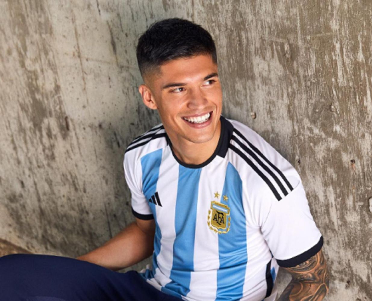 Un ex jugador de la Selección anunció que espera su primer hijo.