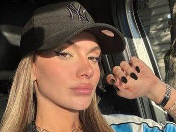 Sasha Ferro arrasó en un video con el baile del momento y apostó por un look urbano en tendencia