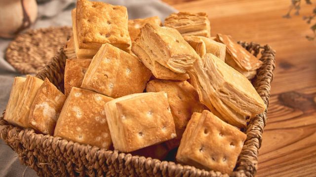 Ni harina ni manteca: la receta de bizcochitos versión saludables para acompañar los mates de la merienda