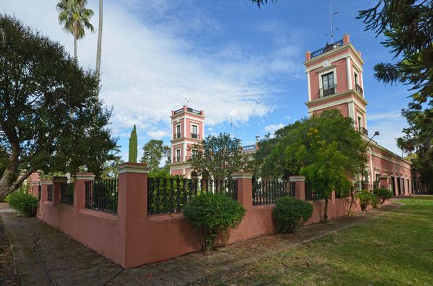 Palacio San José.