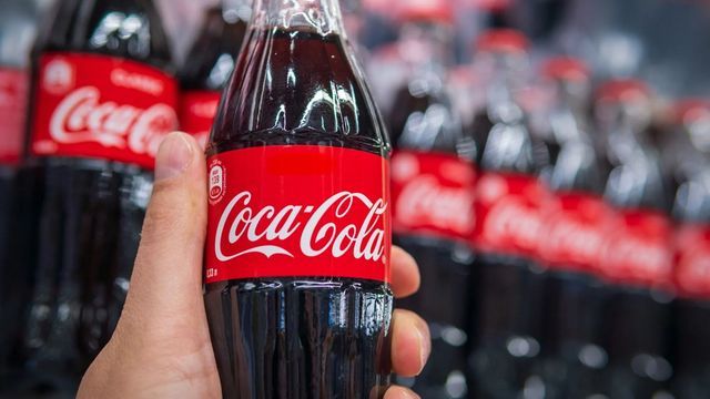 Cómo canjear las tapitas de Coca Cola por figuritas y vasos del Mundial 2026.