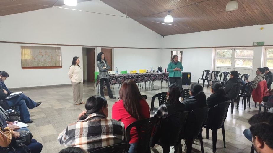 La iniciativa forma parte del trabajo sanitario orientado a garantizar alimentos elaborados con estándares de calidad, higiene y seguridad.