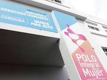 Internaron con tratamiento psiquiátrico a una joven que denunció a su ginecólogo en Córdoba