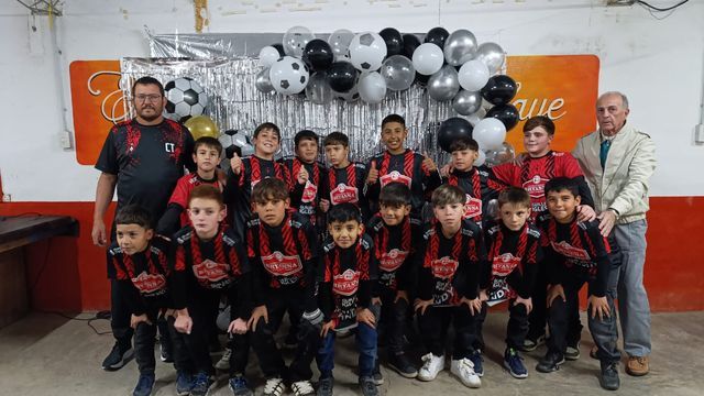 El equipo de Arroyito debutó con una victoria en el Torneo Infantil de Canal 12