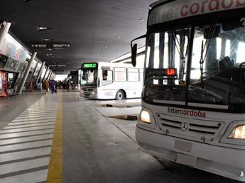 Hasta cuándo se postergó la suspensión de viajes gratis en el transporte interurbano de Córdoba

